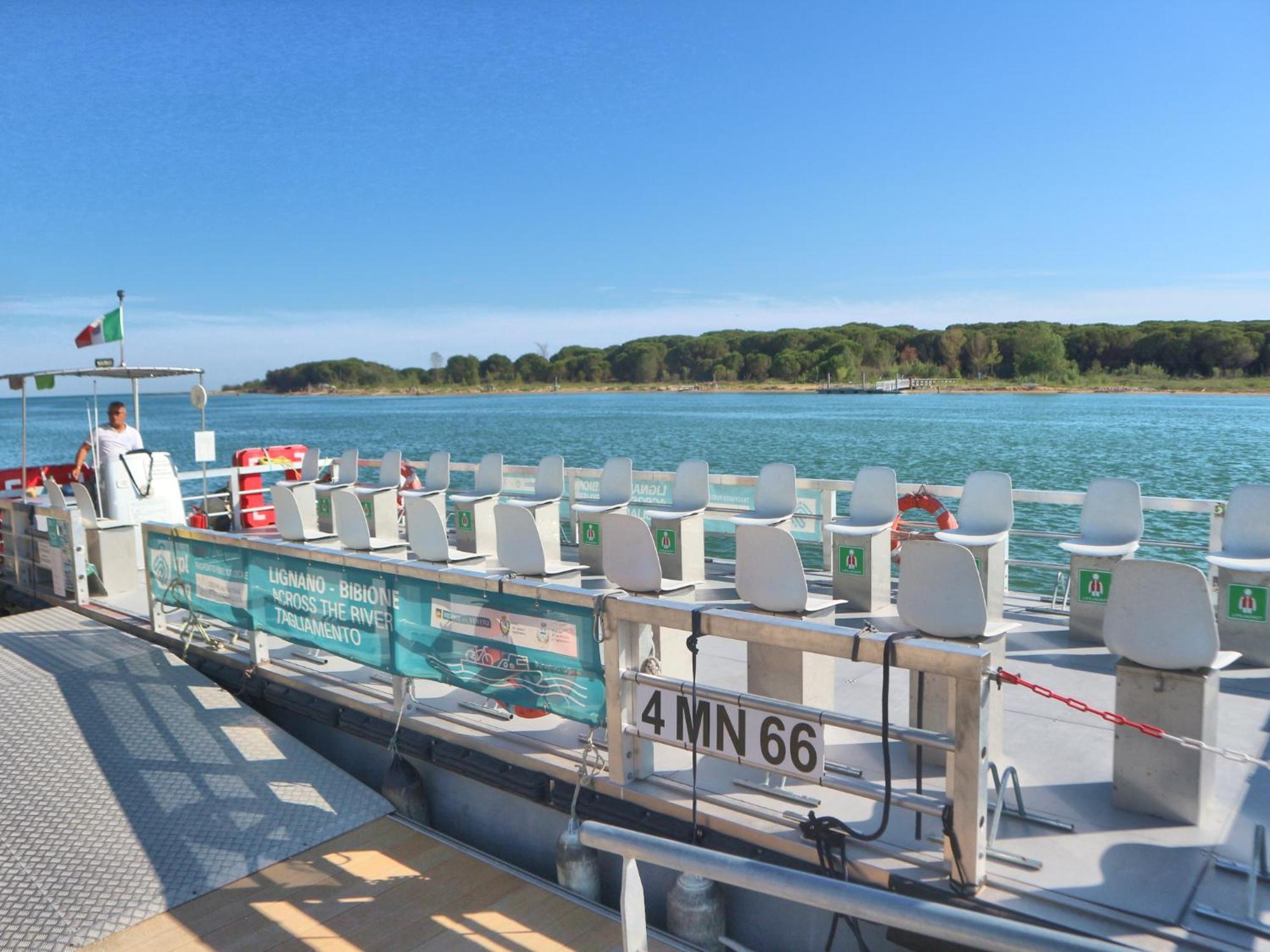 Letizia Appartement Lignano Sabbiadoro Buitenkant foto