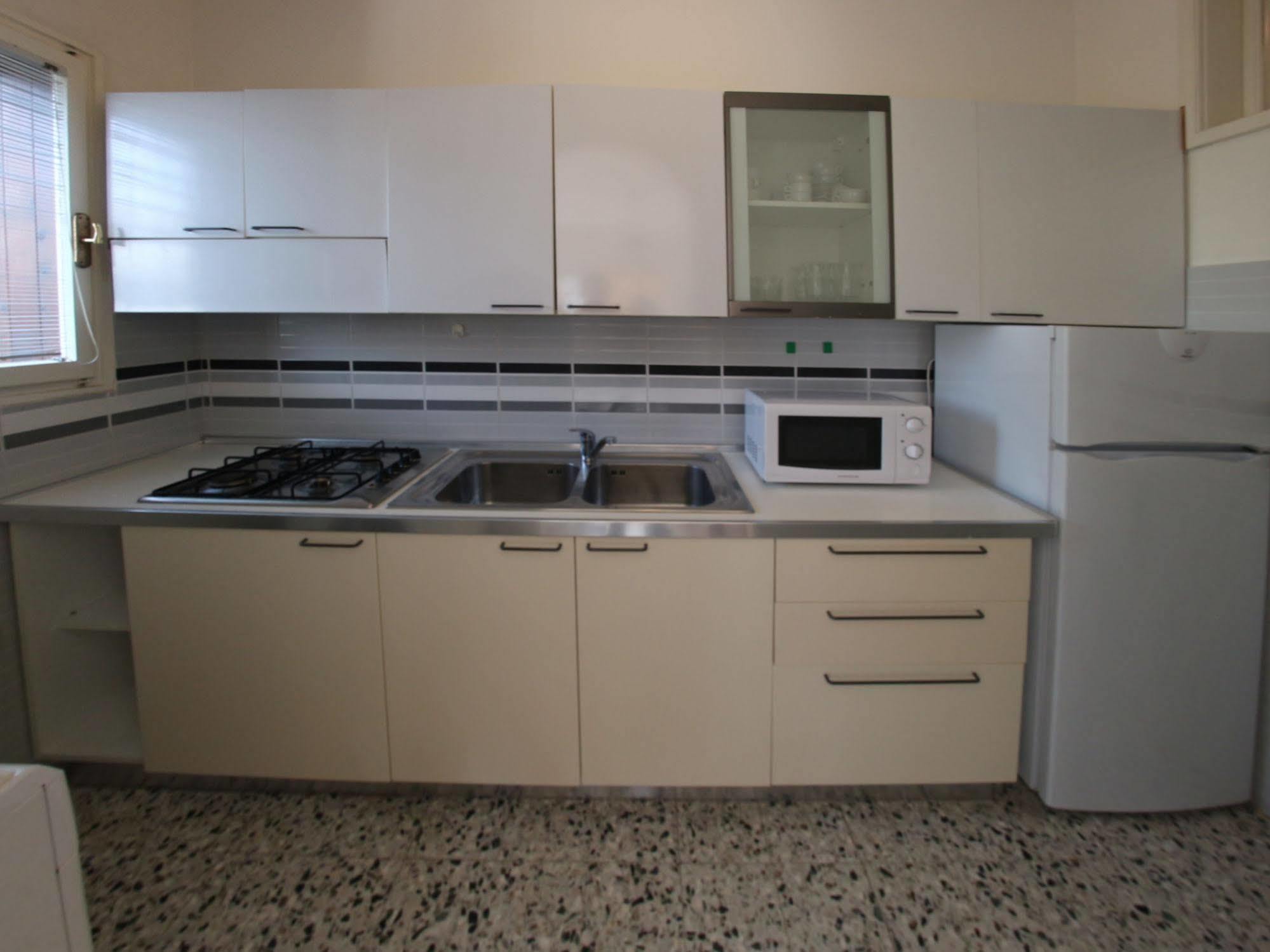 Letizia Appartement Lignano Sabbiadoro Buitenkant foto